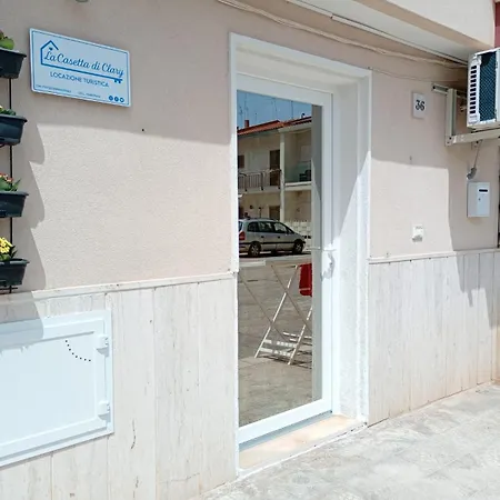 Lägenhet La Casetta Di Clary *